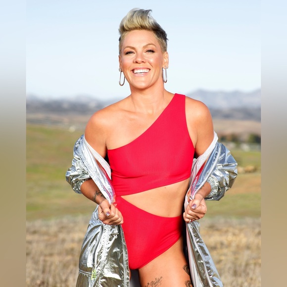 New BEACH RIOT ribbed celine cutout swimsuit XL limello - Picture 2 of 5